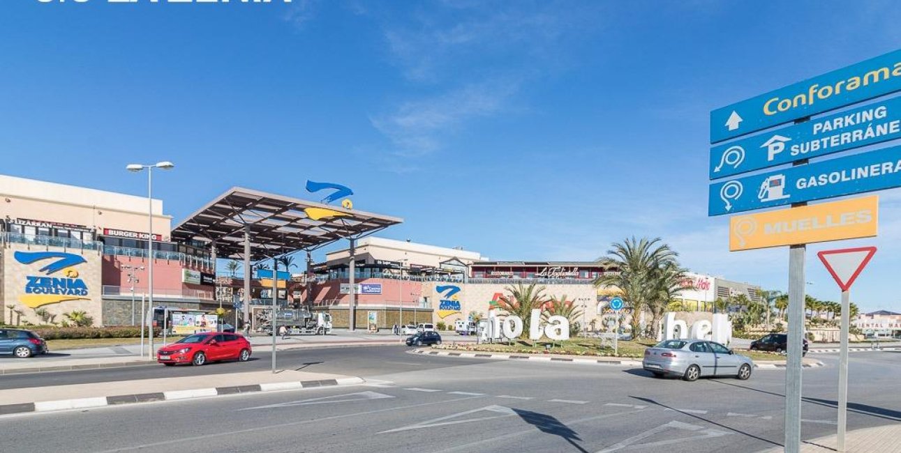 Resale - Apartment / flat -
Torrevieja - Playa del Cura