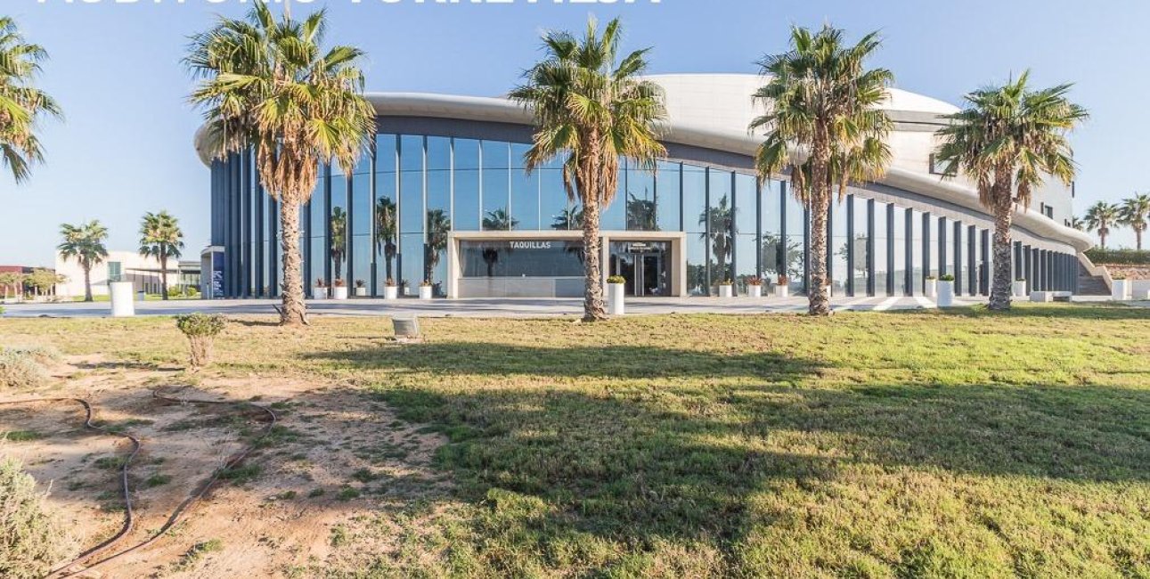 Resale - Apartment / flat -
Torrevieja - Playa del Cura