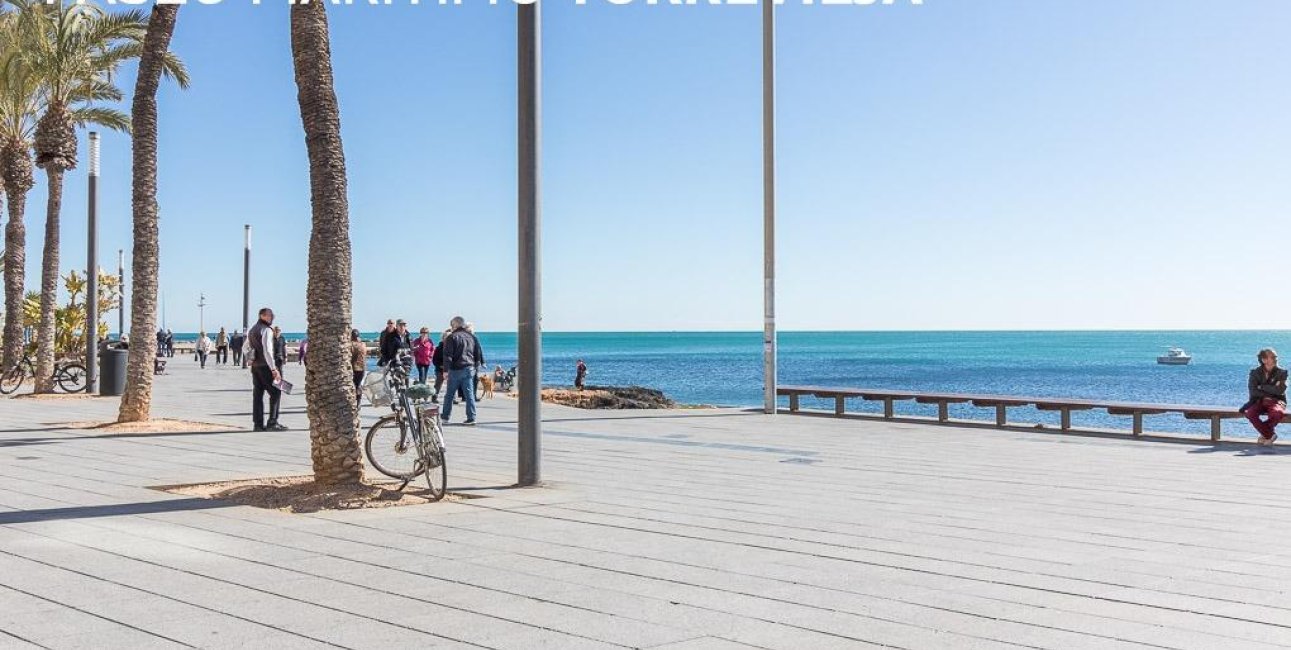 Resale - Apartment / flat -
Torrevieja - Playa del Cura