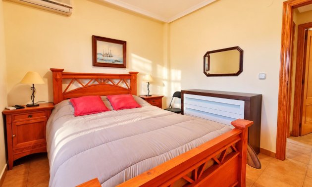 Resale - Apartment / flat -
Torrevieja - Torreblanca