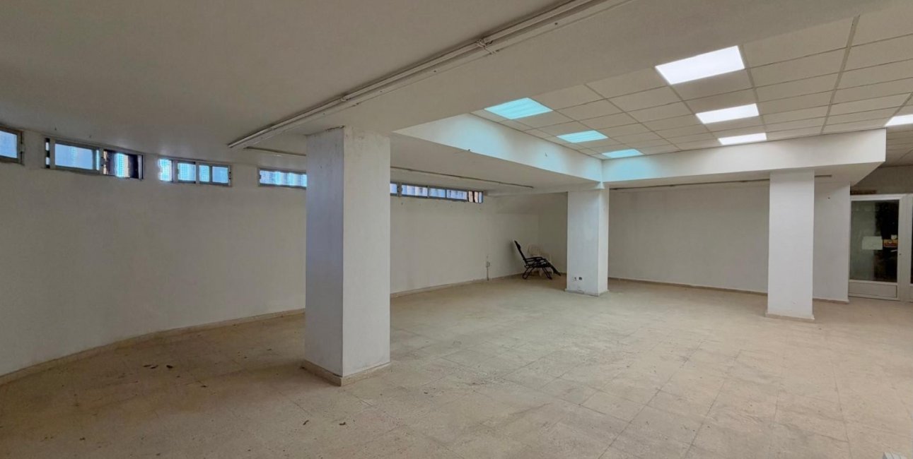 Resale - Commercial -
Torrevieja - Torre La Mata