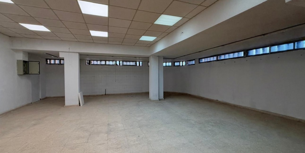 Resale - Commercial -
Torrevieja - Torre La Mata