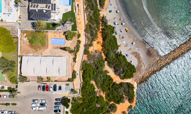 Reventa - Villa -
Orihuela Costa - Cabo Roig