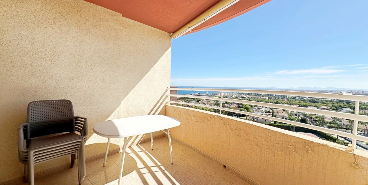 Reventa - Apartamento / piso -
Orihuela Costa - Campoamor