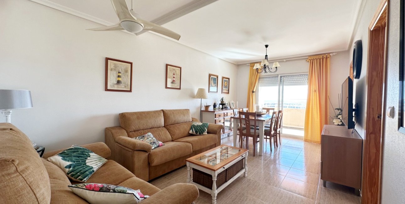 Reventa - Apartamento / piso -
Orihuela Costa - Campoamor