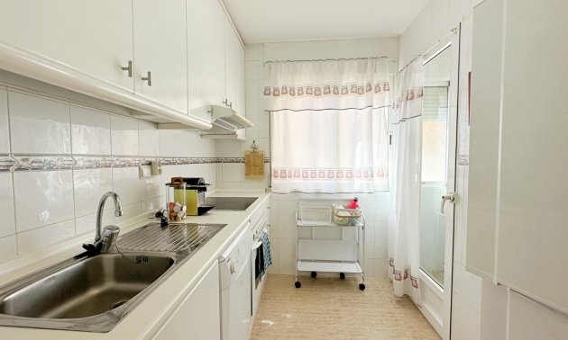 Reventa - Apartamento / piso -
Orihuela Costa - Campoamor