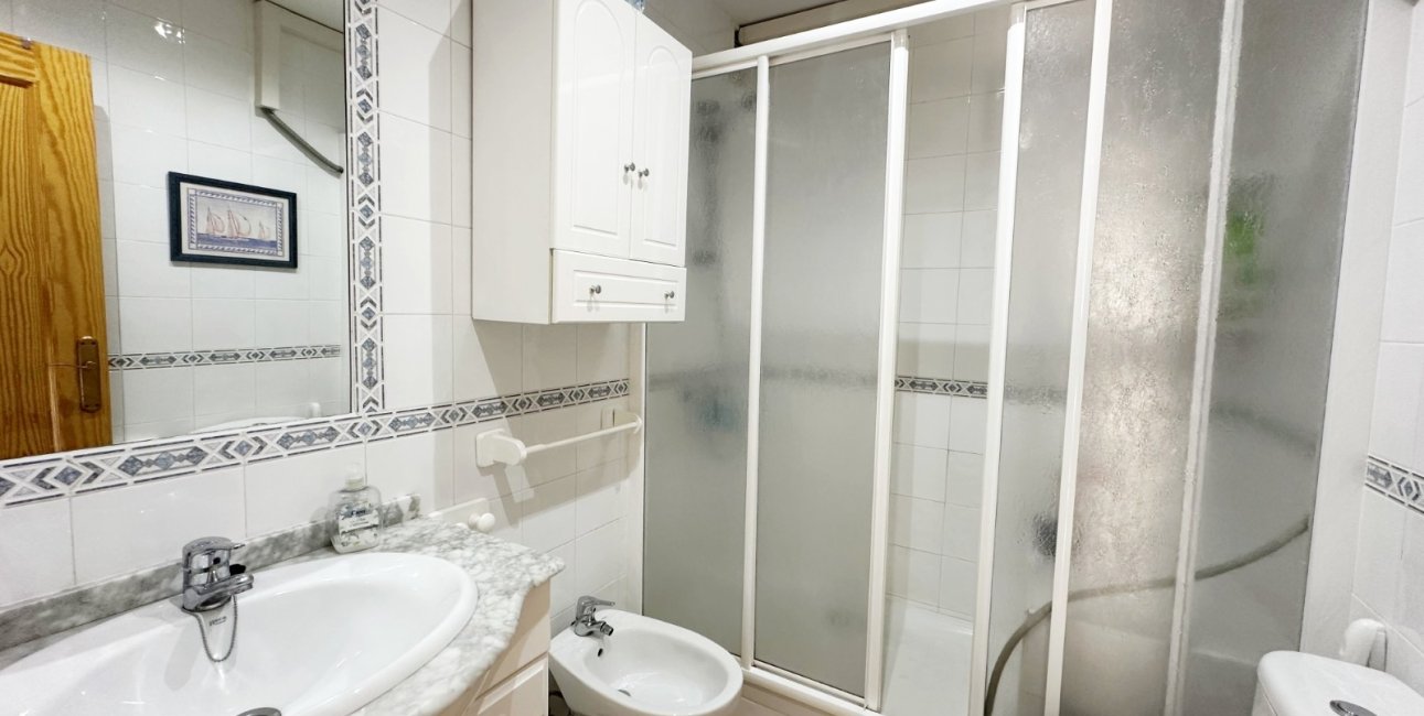Reventa - Apartamento / piso -
Orihuela Costa - Campoamor