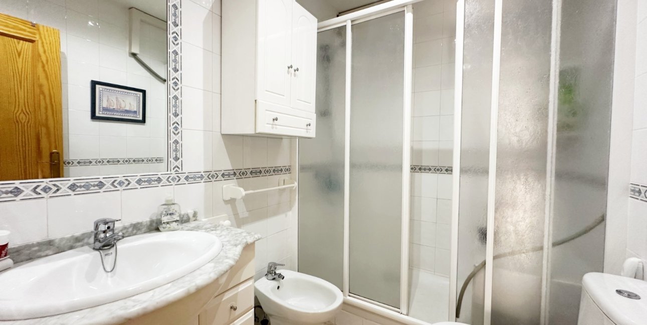 Reventa - Apartamento / piso -
Orihuela Costa - Campoamor