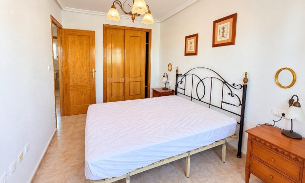 Reventa - Adosado -
Torrevieja - Torretas -La Siesta - El Limonar
