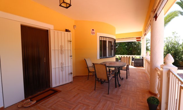 Reventa - Finca -
Catral - Catral - Country