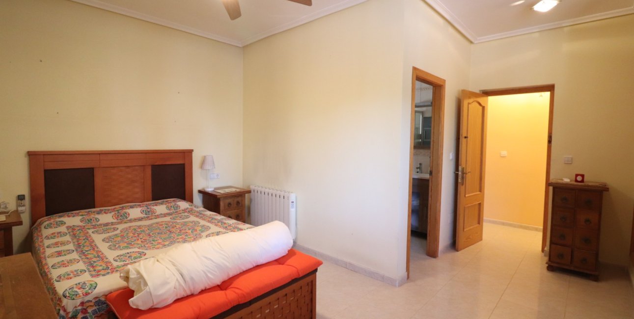 Reventa - Finca -
Catral - Catral - Country