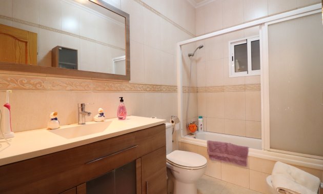 Reventa - Finca -
Catral - Catral - Country