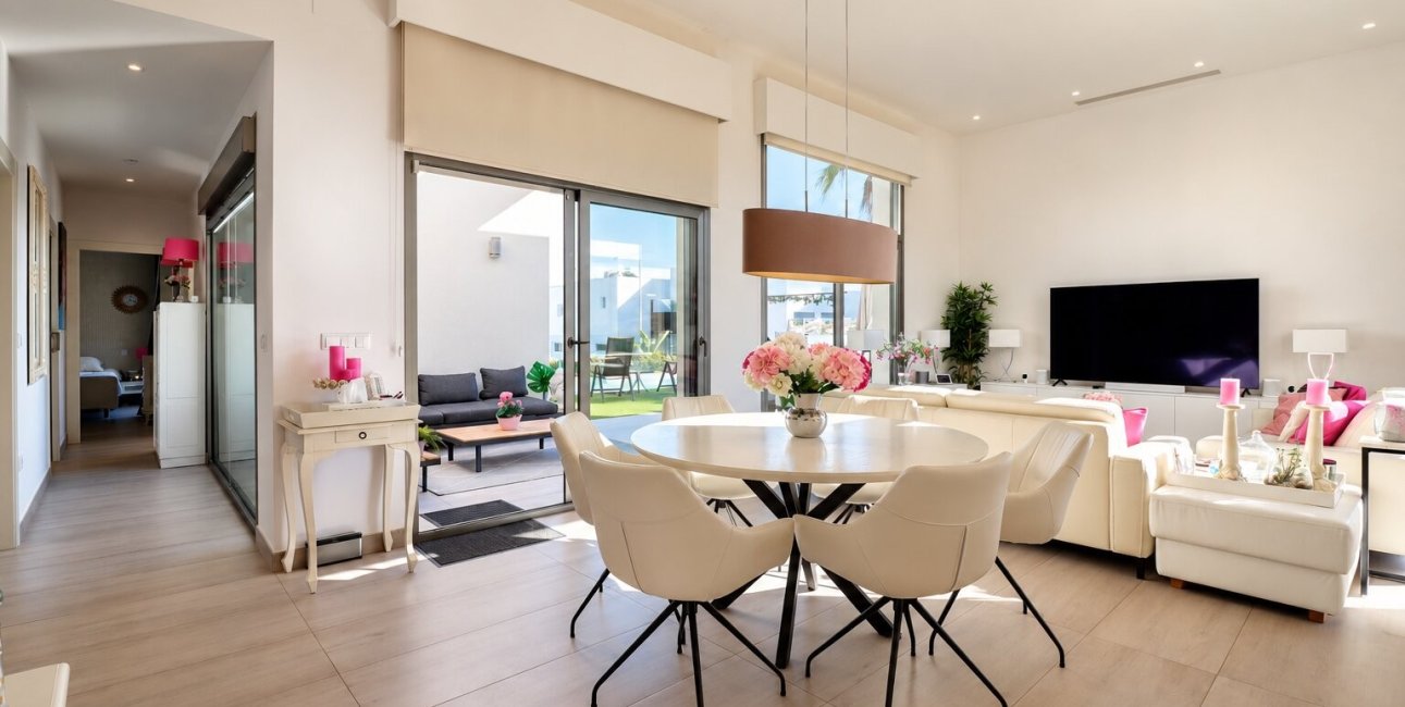 Resale - Villa -
Benijofar - Benijofar - Village