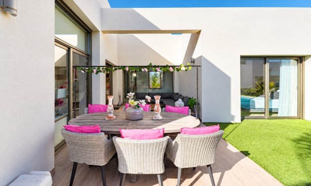 Resale - Villa -
Benijofar - Benijofar - Village