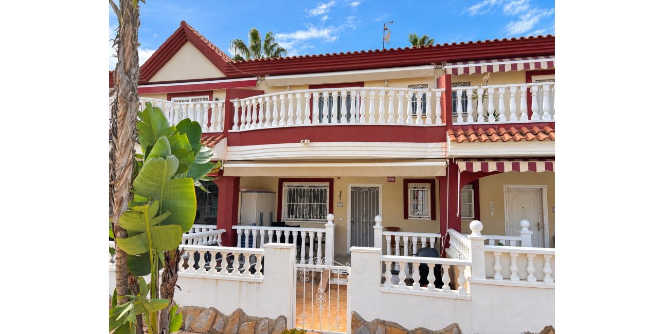 Resale - Townhouse -
Ciudad Quesada - Doña Pepa