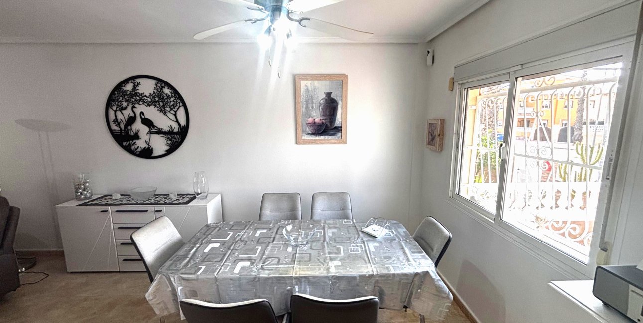 Resale - Townhouse -
Ciudad Quesada - Doña Pepa