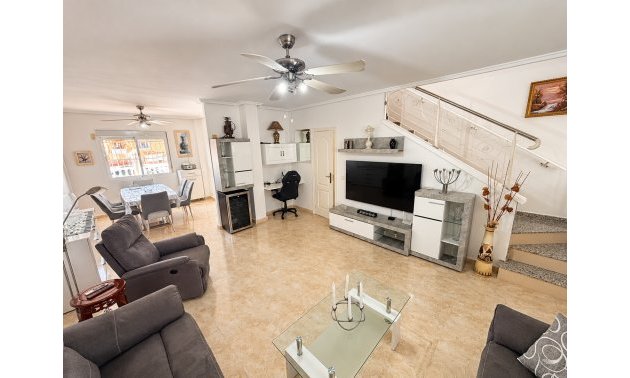 Resale - Townhouse -
Ciudad Quesada - Doña Pepa