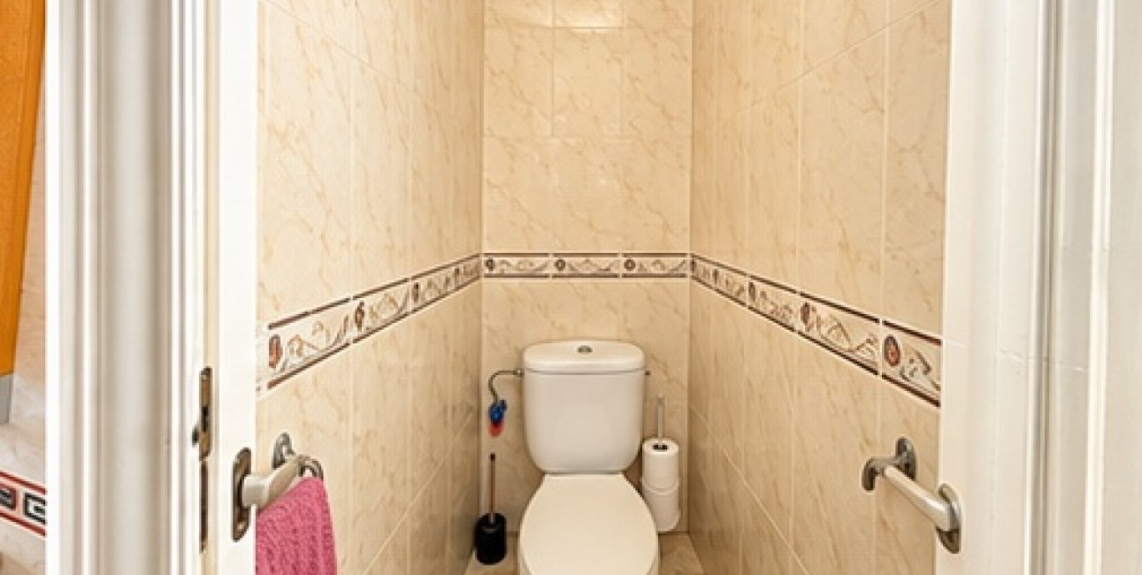 Resale - Townhouse -
Ciudad Quesada - Doña Pepa