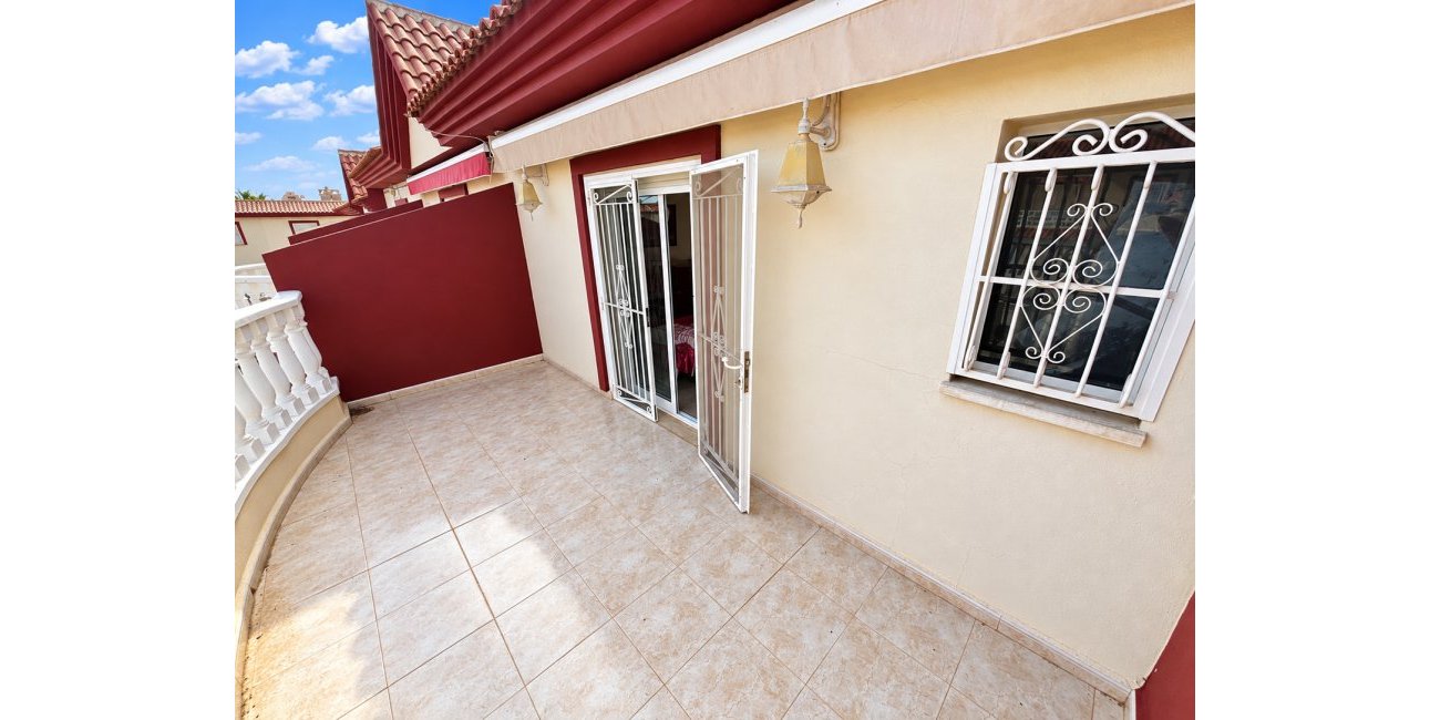 Resale - Townhouse -
Ciudad Quesada - Doña Pepa