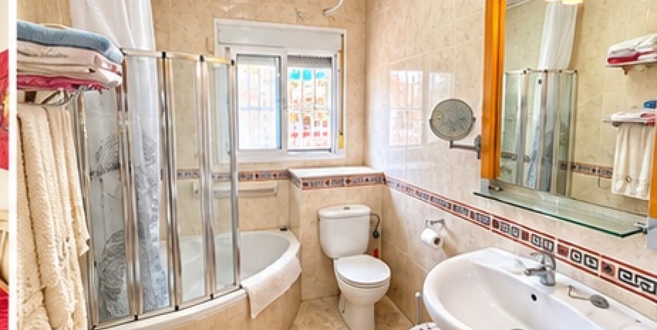 Resale - Townhouse -
Ciudad Quesada - Doña Pepa
