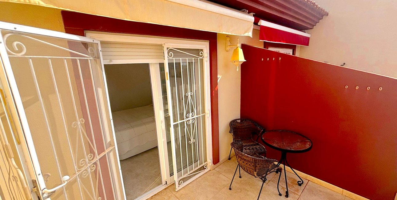 Resale - Townhouse -
Ciudad Quesada - Doña Pepa