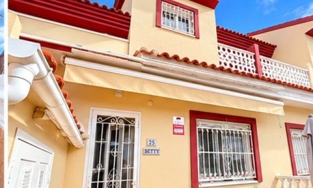 Resale - Townhouse -
Ciudad Quesada - Doña Pepa