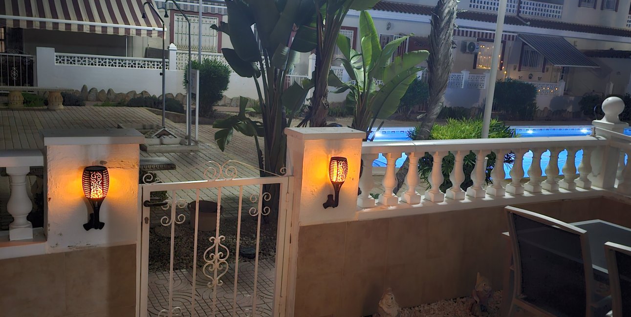Resale - Townhouse -
Ciudad Quesada - Doña Pepa