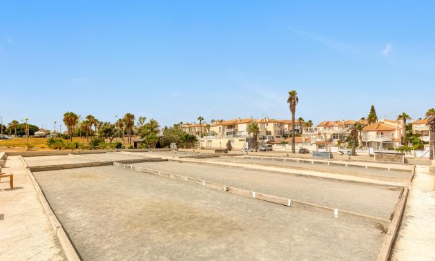 Rynek wtórny - Kamienica -
Torrevieja - Los altos