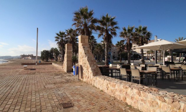 Rynek wtórny - Mieszkanie w bloku -
Torrevieja - La Mata