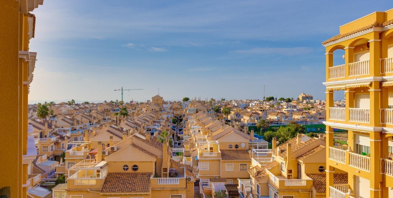 Rynek wtórny - Mieszkanie w bloku -
Torrevieja - Torreblanca