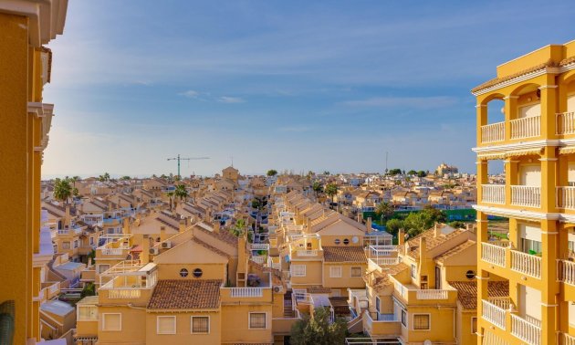 Rynek wtórny - Mieszkanie w bloku -
Torrevieja - Torreblanca