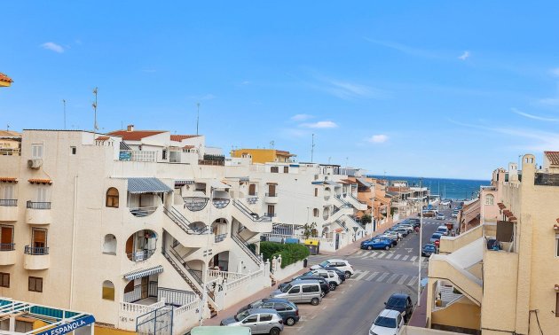 Rynek wtórny - Mieszkanie w bloku -
Torrevieja - La Mata