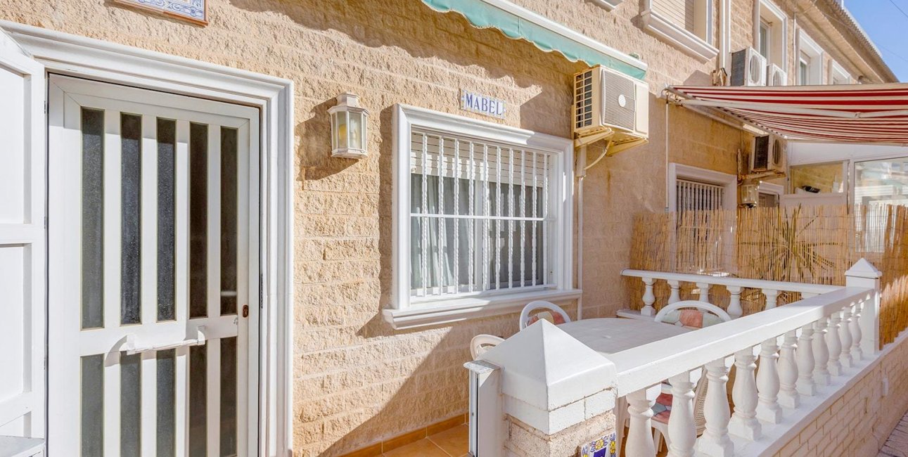 Resale - Townhouse -
Torrevieja - La Mata