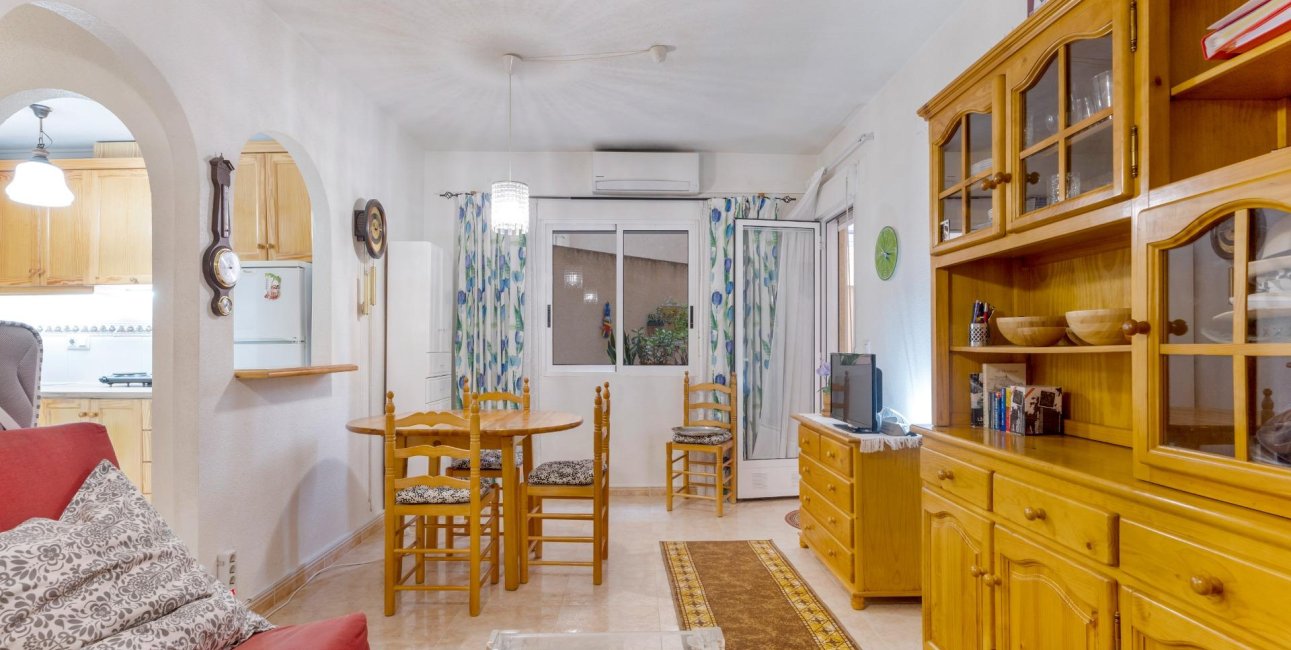 Resale - Apartment / flat -
Torrevieja - Parque las naciones