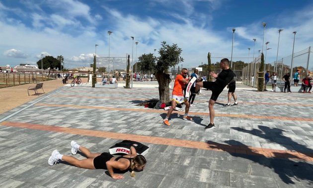 Rynek wtórny - Nauka -
Torrevieja - La Siesta