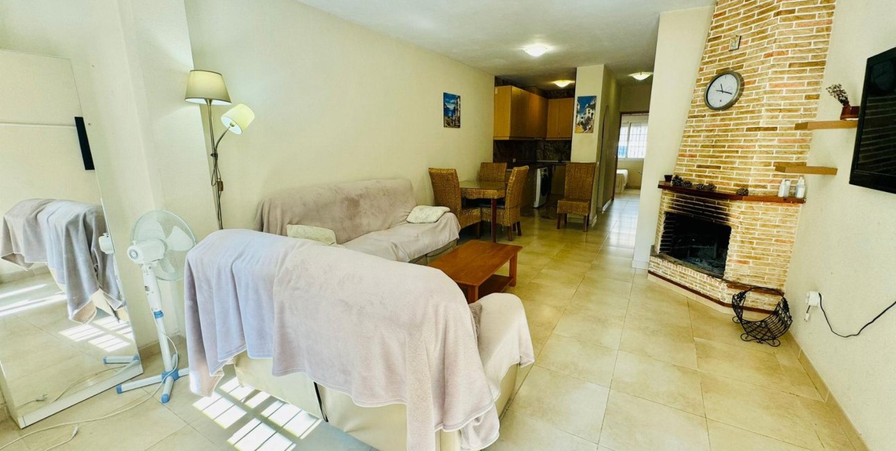 Rynek wtórny - Bungalow -
Torrevieja - Aguas Nuevas