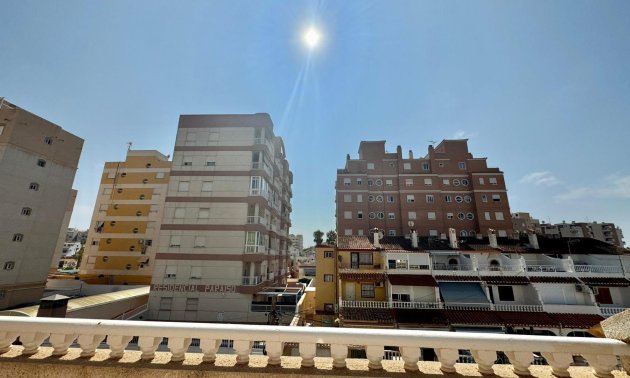 Rynek wtórny - Bungalow -
Torrevieja - Aguas Nuevas