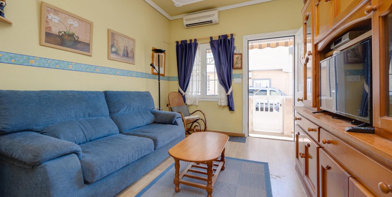 Rynek wtórny - Bungalow -
Torrevieja - Playa de La Acequion