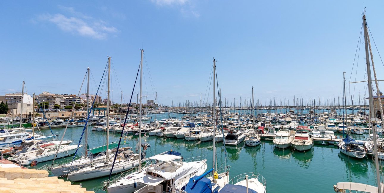 Rynek wtórny - Bungalow -
Torrevieja - Playa de La Acequion