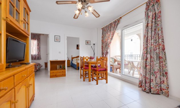 Rynek wtórny - Bungalow -
Torrevieja - Playa de los Naufragos