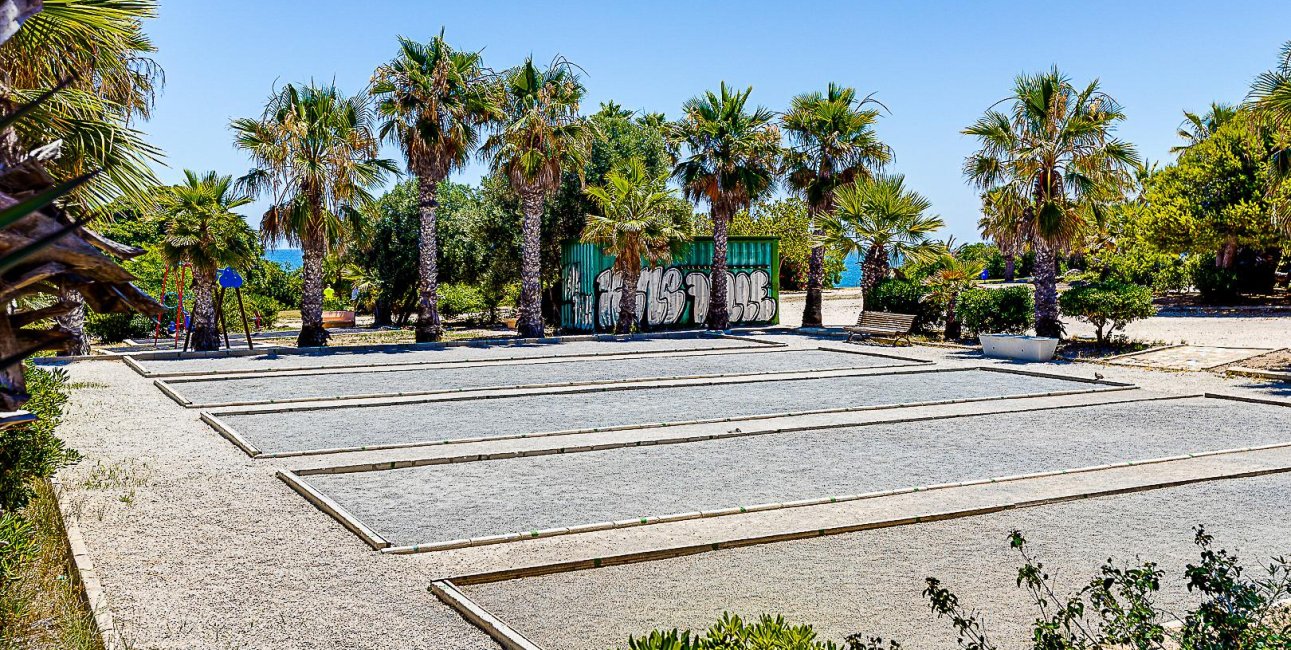 Rynek wtórny - Mieszkanie w bloku -
Torrevieja - Cabo cervera