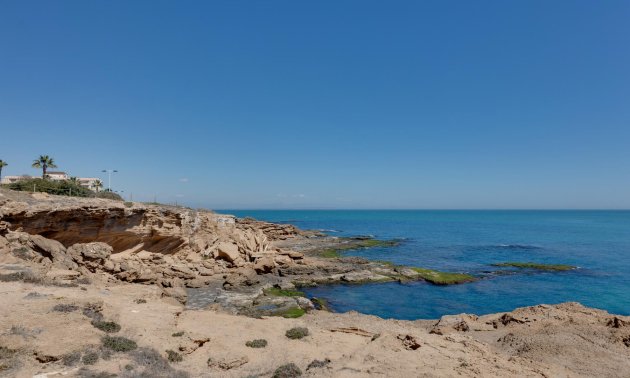 Rynek wtórny - Mieszkanie w bloku -
Torrevieja - Cabo cervera