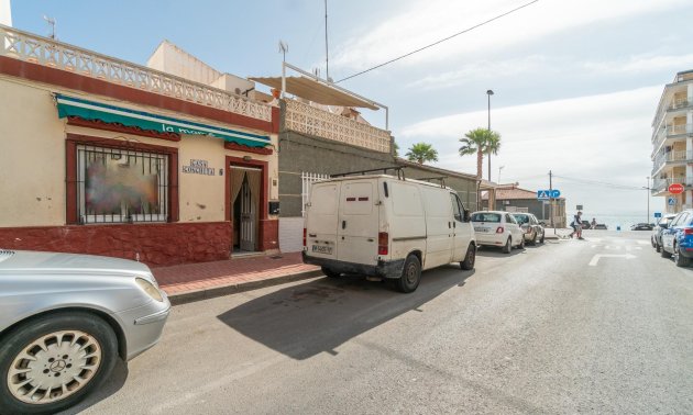 Rynek wtórny - Ground Floor -
Torrevieja - Playa de los Naufragos