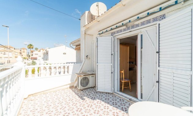 Rynek wtórny - Kamienica -
Torrevieja - Los Frutales