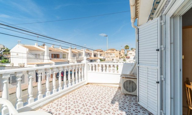 Rynek wtórny - Kamienica -
Torrevieja - Los Frutales