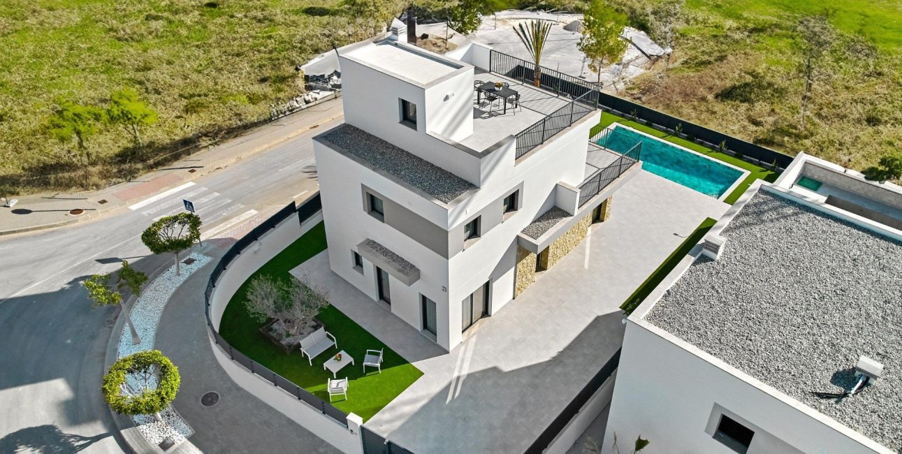 Obra nueva - Villa -
San Miguel de Salinas - Cerro del Sol