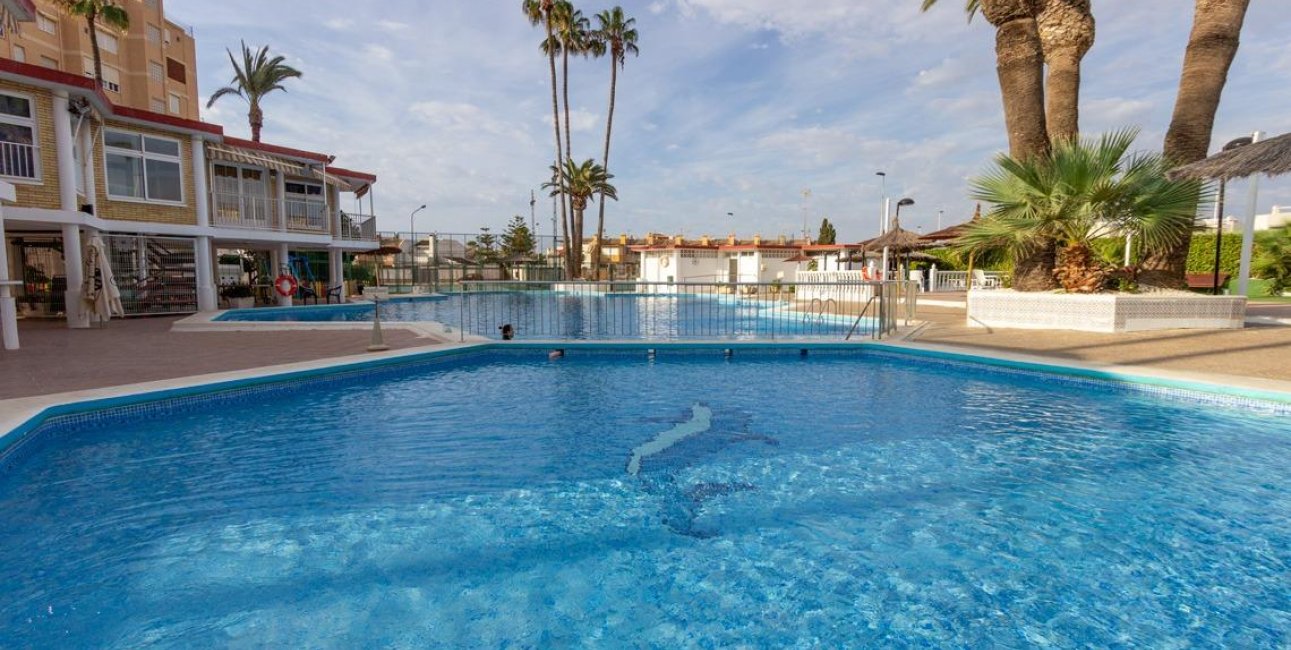 Rynek wtórny - Willa -
Torrevieja - Los Frutales