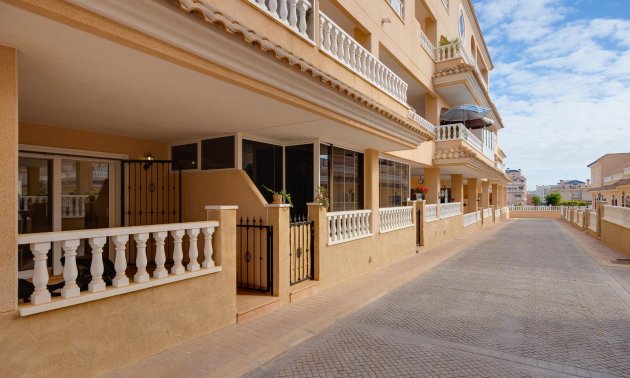 Rynek wtórny - Bungalows Planta Baja -
Orihuela Costa - Los Dolses