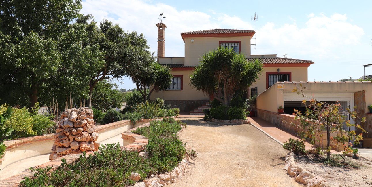 Rynek wtórny - Finca -
Algorfa - Algorfa - Country