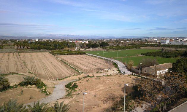 Resale - Plot / Land -
Benijofar - Benijofar - Village